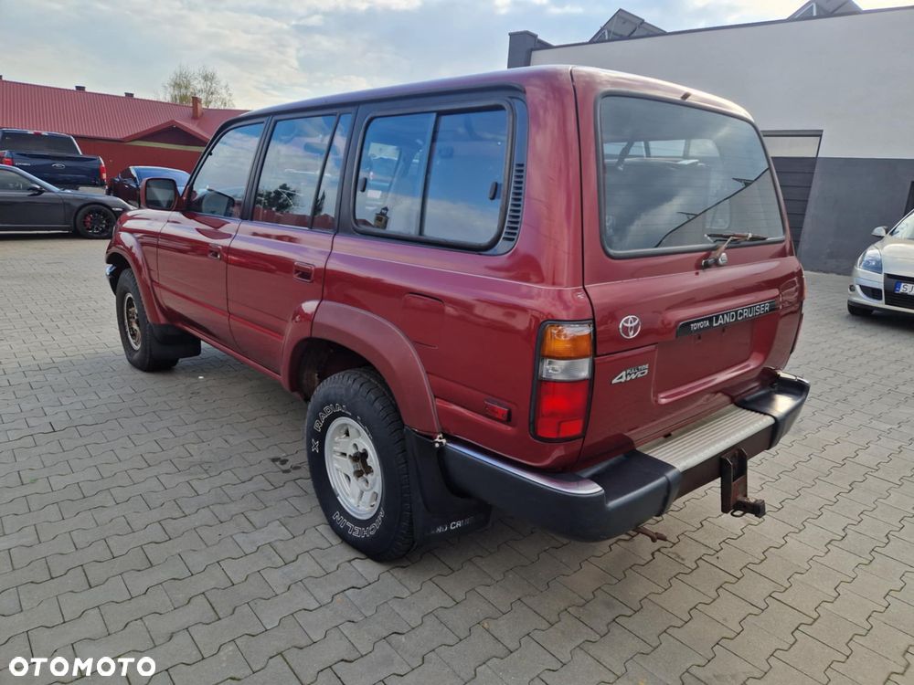 Toyota Land Cruiser - 6