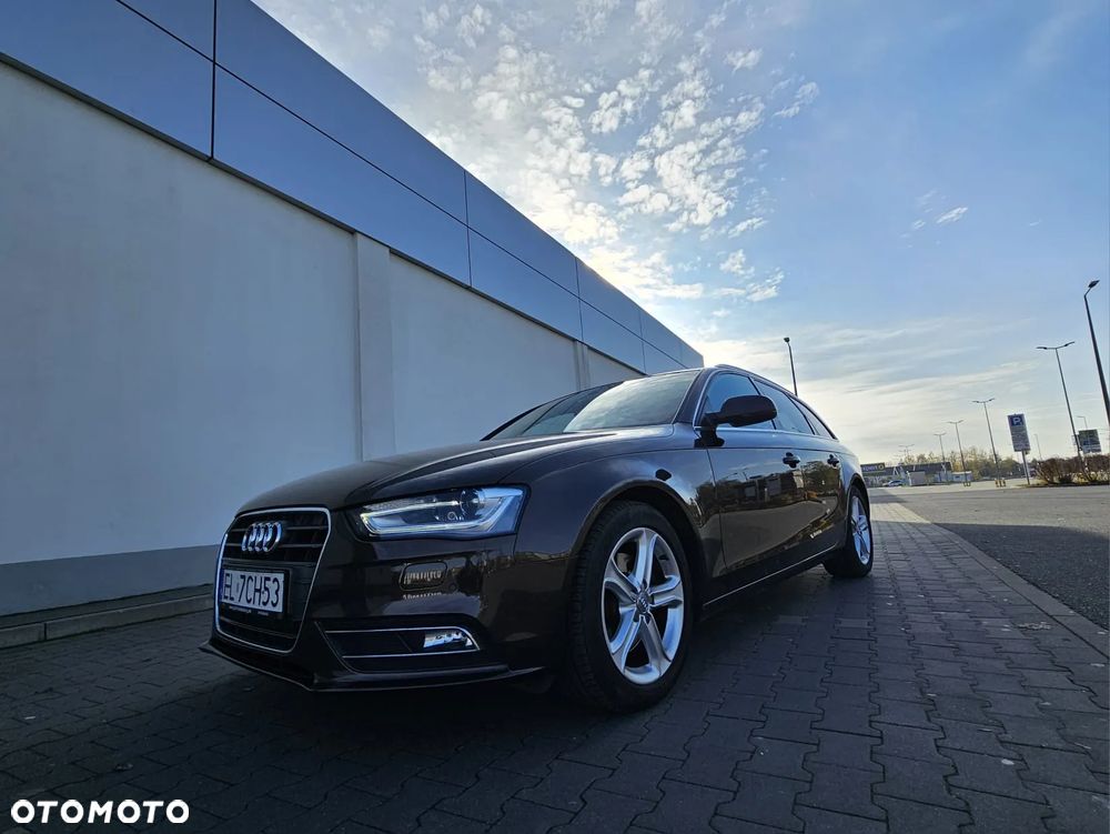 Audi A4 Avant - 25
