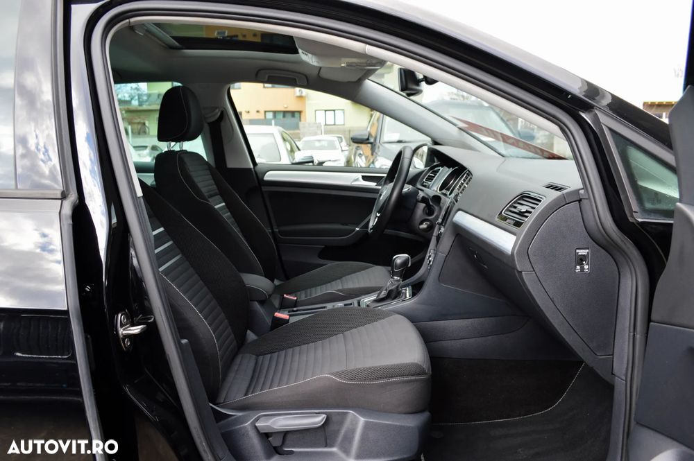 Volkswagen Golf 1.4 TSI BlueMotion Technology DSG Cup - 19