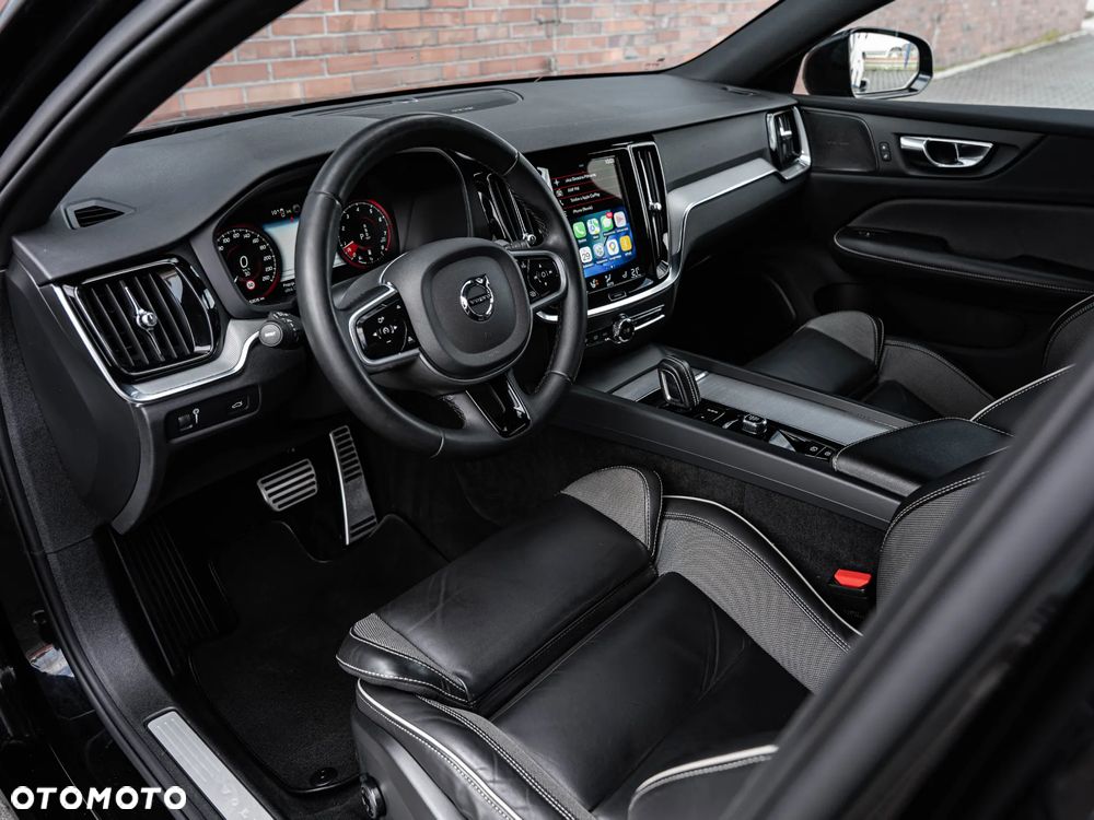 Volvo S60 B4 B DKG Plus Dark - 21