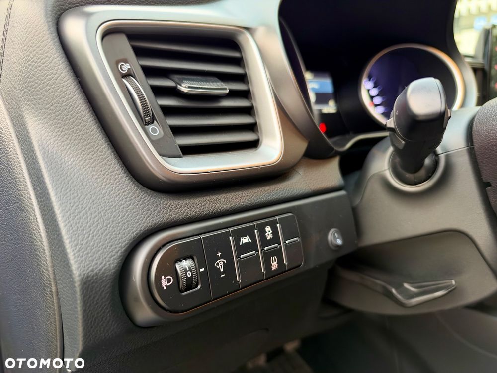 Kia Ceed 1.5 T-GDI M - 18