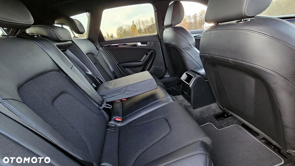 Audi A4 Avant 2.0 TDI DPF clean diesel S line Sportpaket - 25