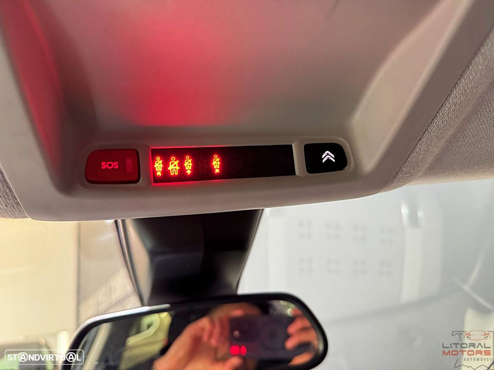 Citroën C4 Cactus 1.2 PureTech Shine Pack - 22