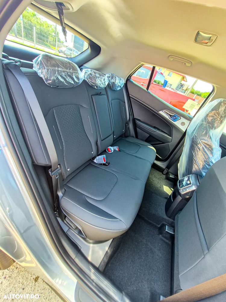 Kia Sportage 1.6 T-GDI 7DCT HP 4x2 MHEV Urban - 15