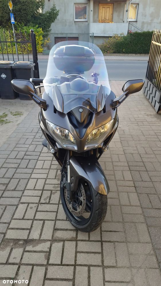 Yamaha FJR - 1