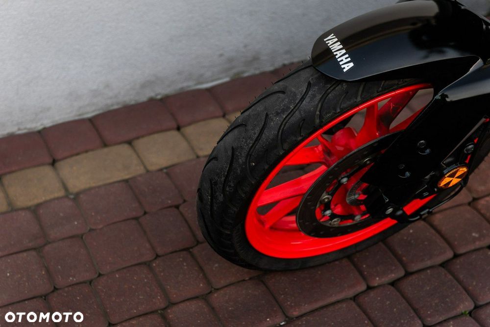 Yamaha MT - 7