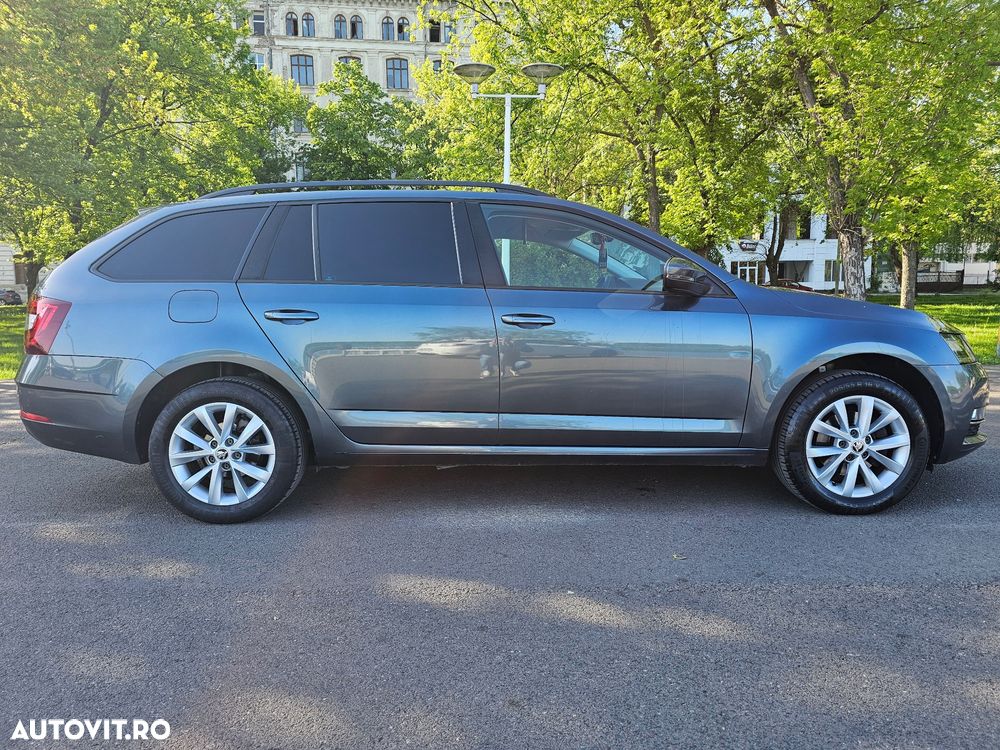 Skoda Octavia 2.0 TDI Style - 11