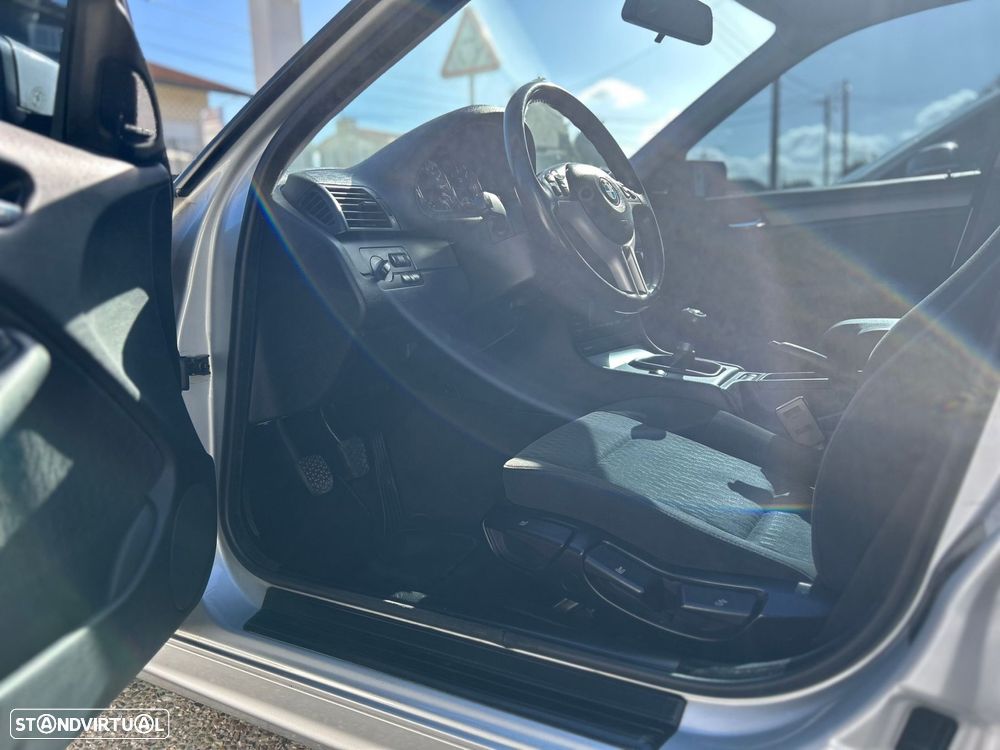 BMW 320 d Touring - 21