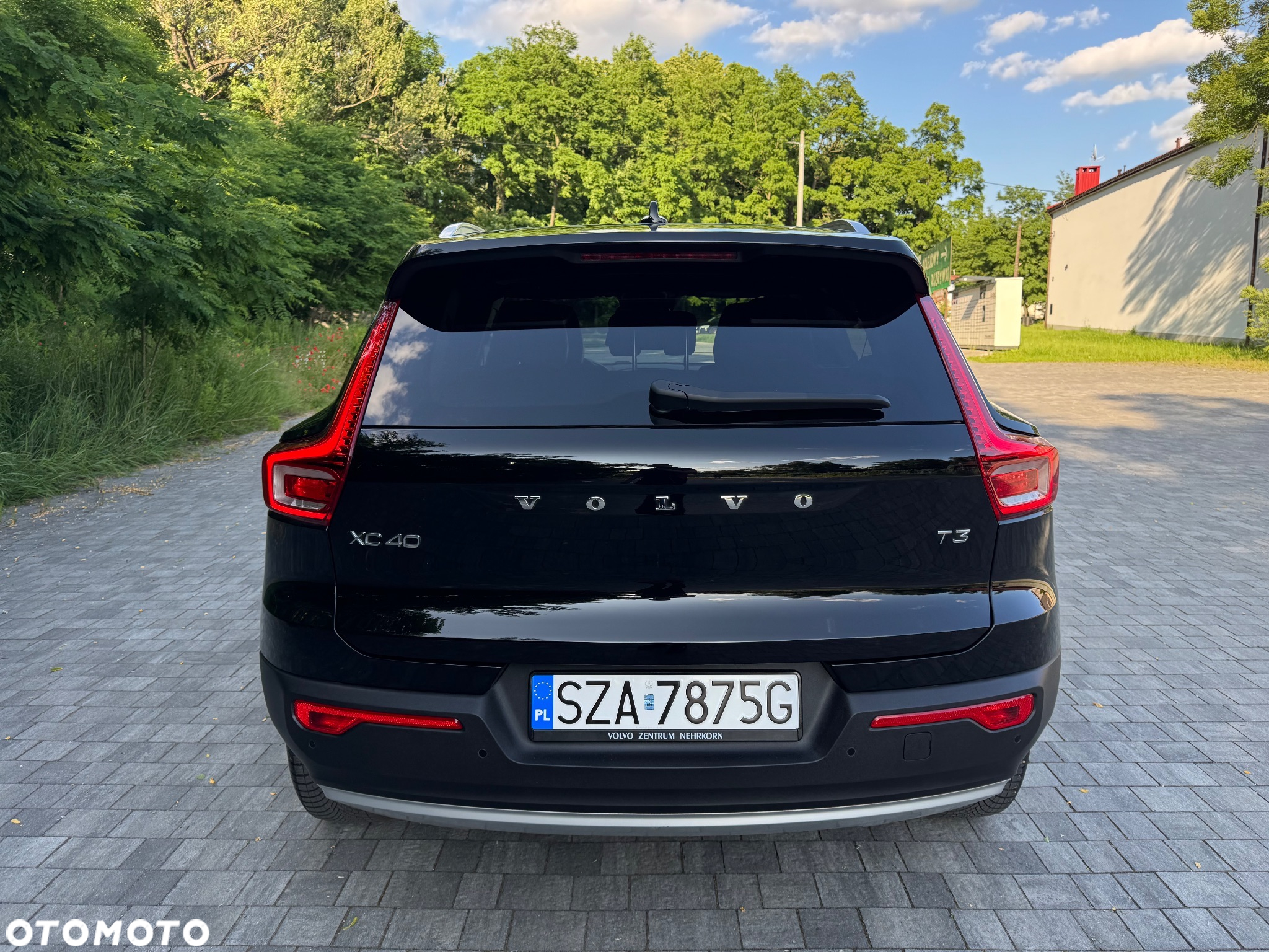 Volvo XC 40 T3 Momentum - 4
