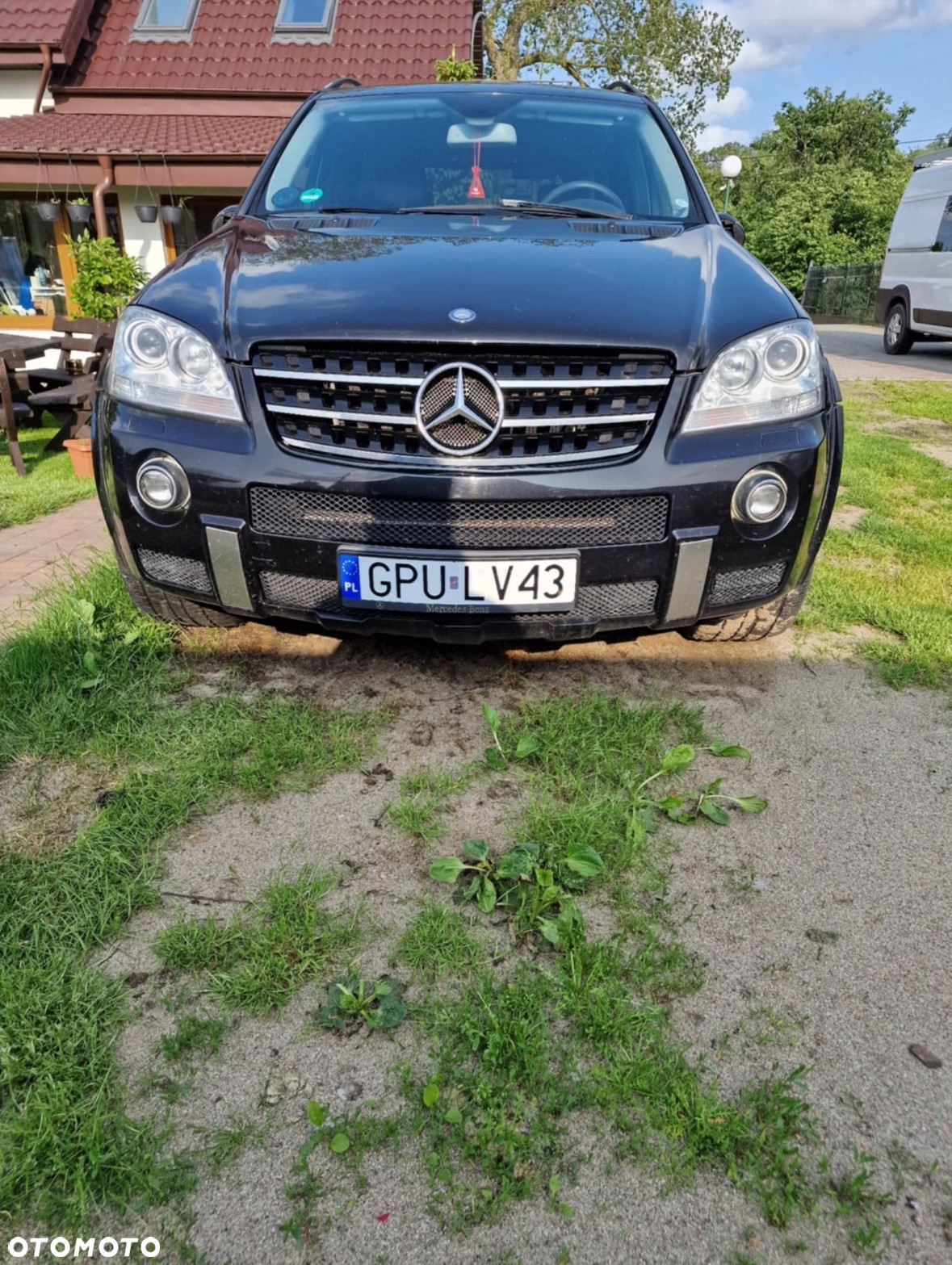 Mercedes-Benz ML 63 AMG 4-Matic - 2