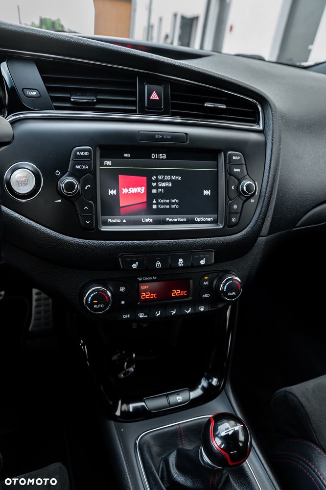 Kia Ceed 1.6 T-GDI GT - 30