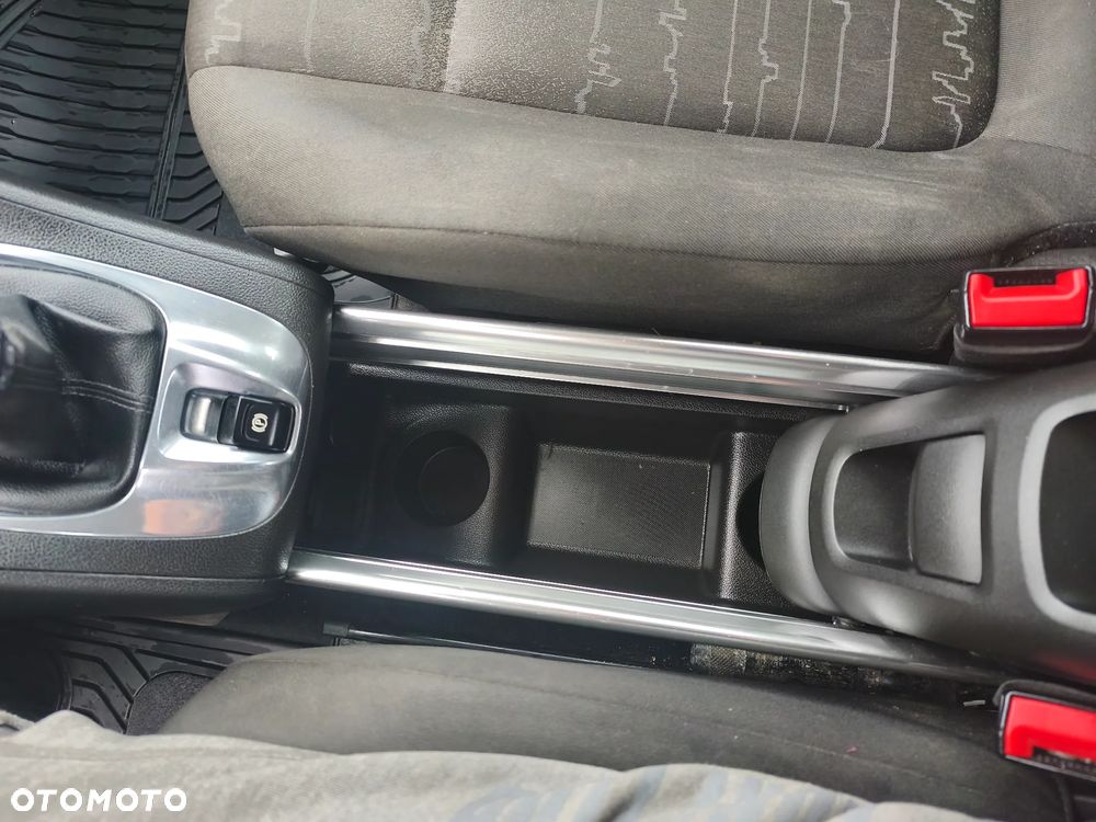 Opel Meriva - 32