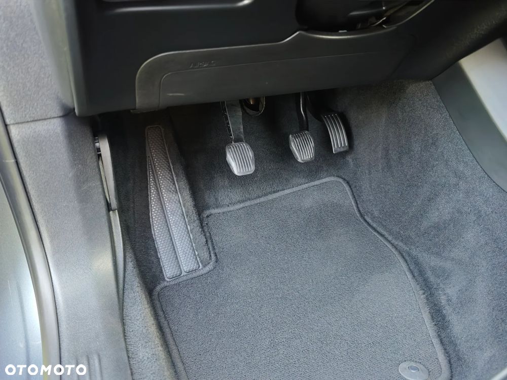 Volvo V40 D2 Momentum - 23