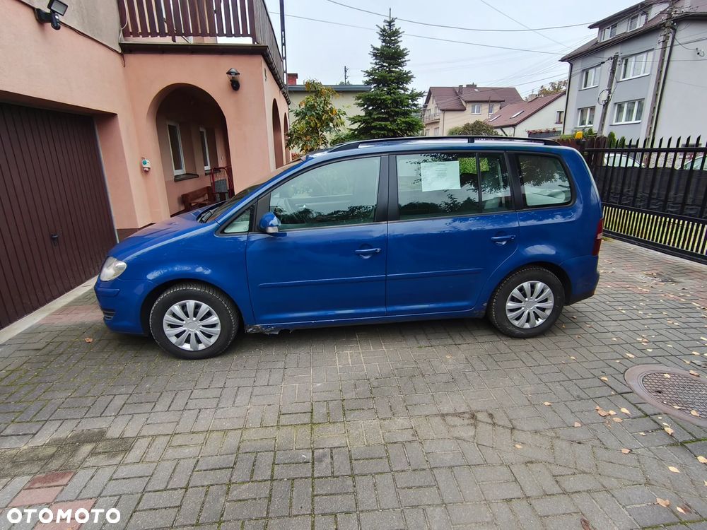 Volkswagen Touran - 7