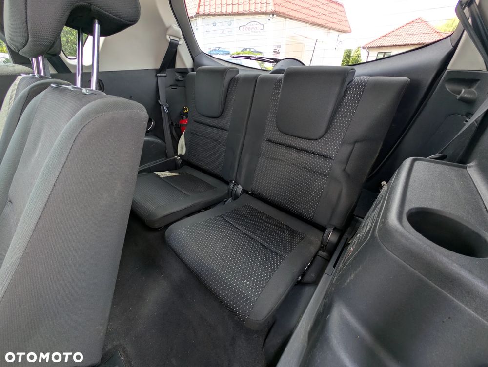 Toyota Corolla Verso 2.2 D-4D Sol + 7os - 18