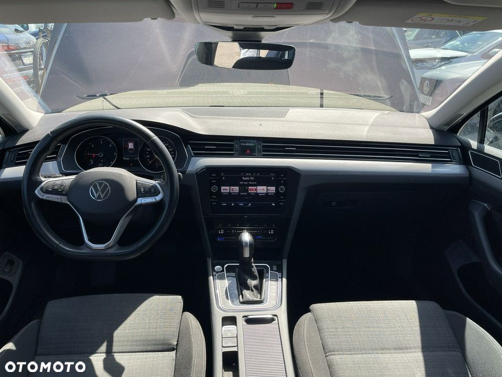 Volkswagen Passat Variant 2.0 TDI SCR DSG Business - 11