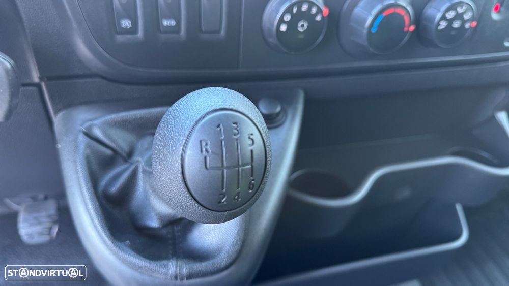 Renault Master 2.3 dCi L4 Rodado duplo - 23