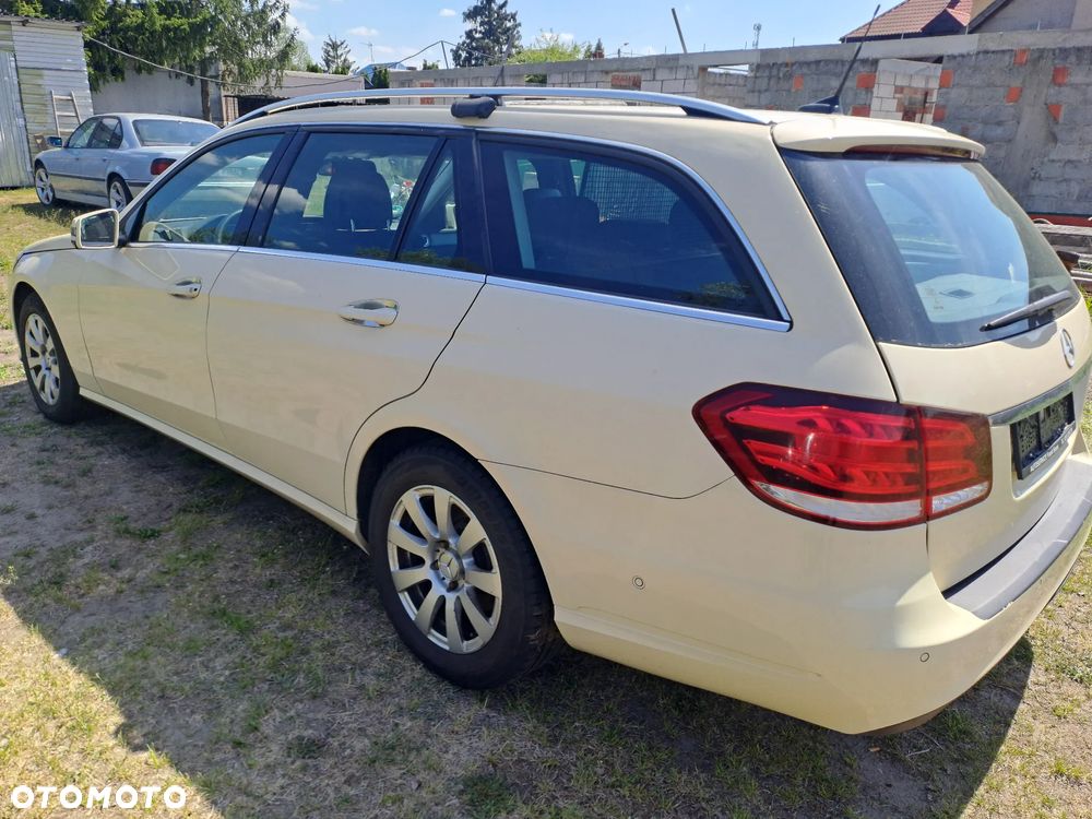 Mercedes-Benz Klasa E 220 BlueTEC 9G-TRONIC - 9