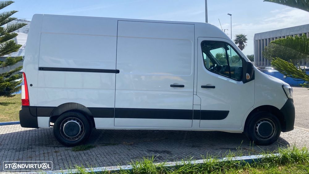 Renault Master III 2.3 dCi L2H2 3.5T - 7