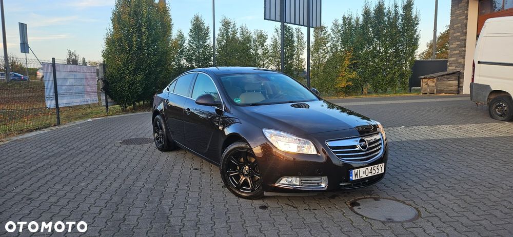 Opel Insignia 1.8 Design Edition