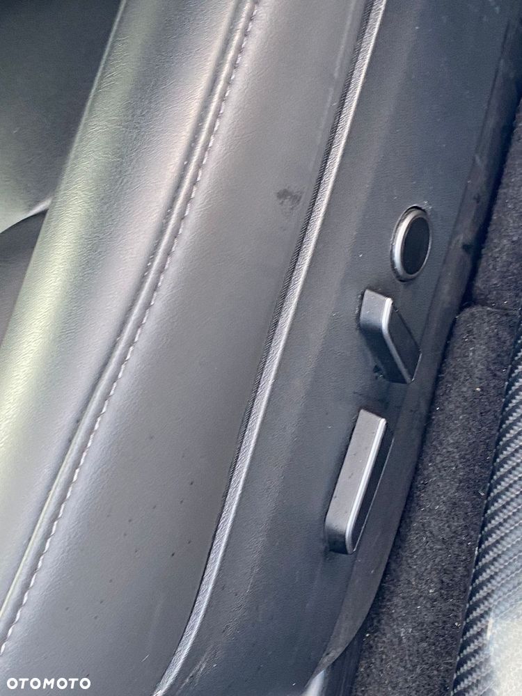 Tesla Model 3 Performance AWD - 19
