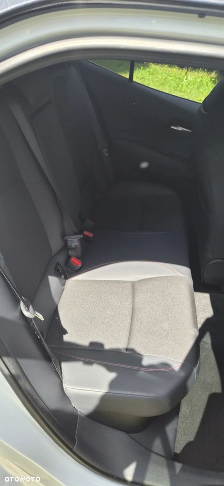 Toyota Corolla 1.8 Hybrid GR Sport Dynamic - 15