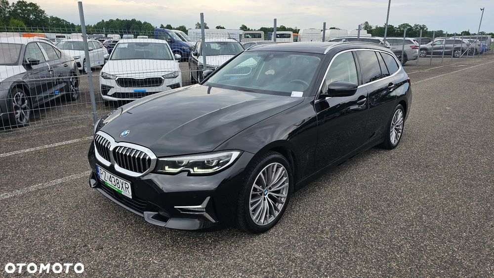 BMW Seria 3 320d xDrive Luxury Line - 1