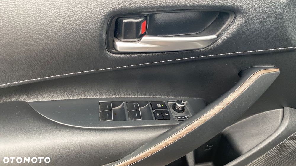 Toyota Corolla 2.0 Hybrid Trek - 15