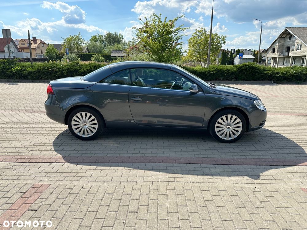 Volkswagen Eos 3.2 V6 DSG Individual - 13