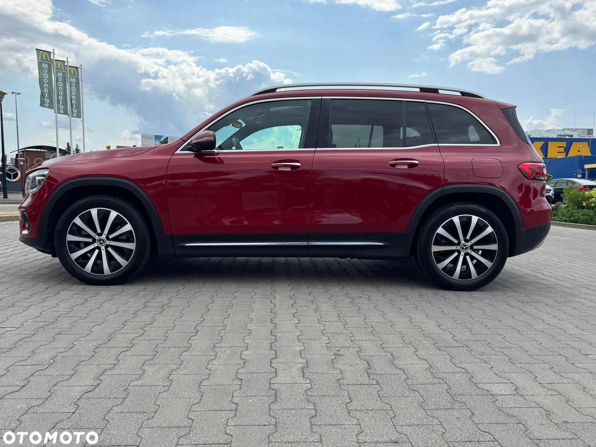 Mercedes-Benz GLB 250 4-Matic 8G-DCT - 16