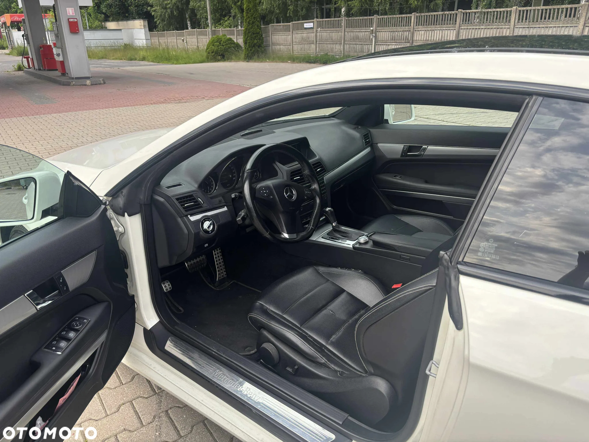 Mercedes-Benz Klasa E 350 CDI BlueEff - 8