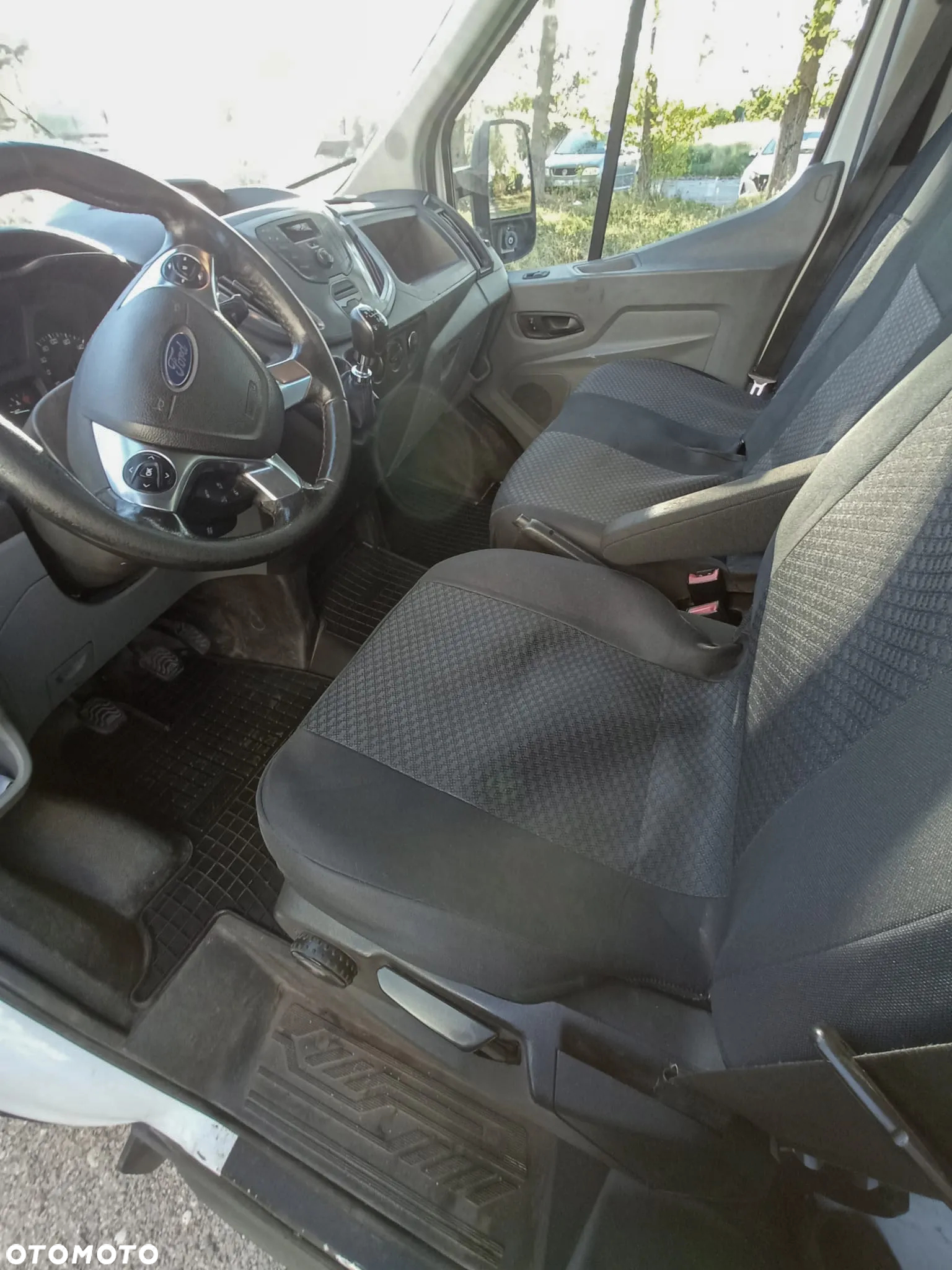Ford Transit - 11