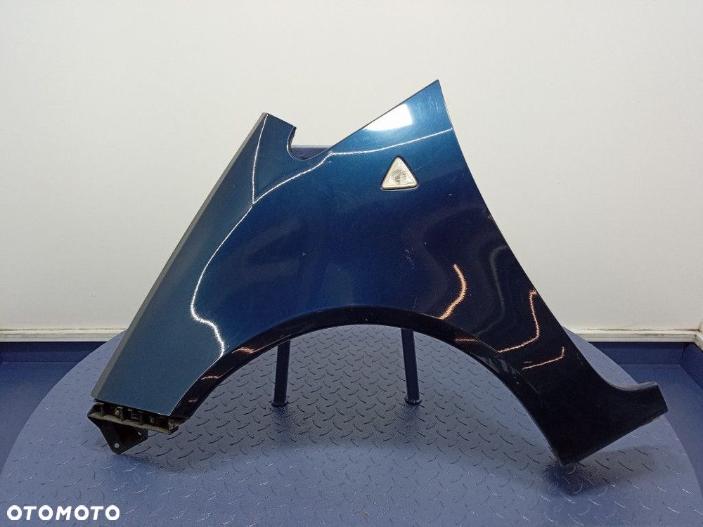 MITSUBISHI COLT VI Z30 BŁOTNIK PRZÓD LEWY PRZEDNI - 1