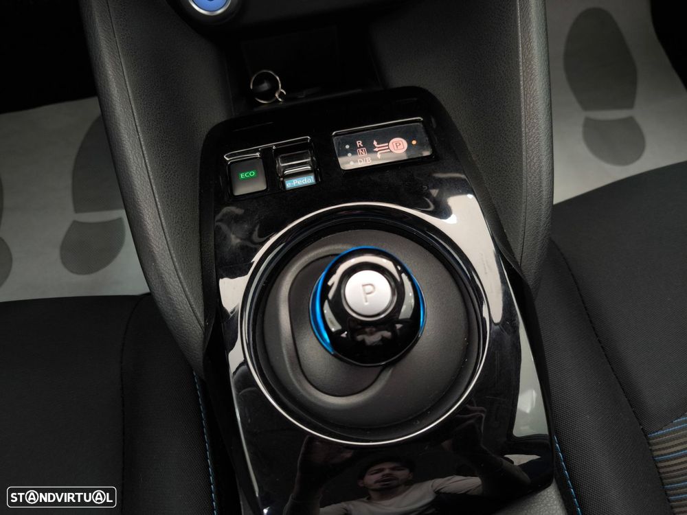 Nissan Leaf N-Connecta - 16