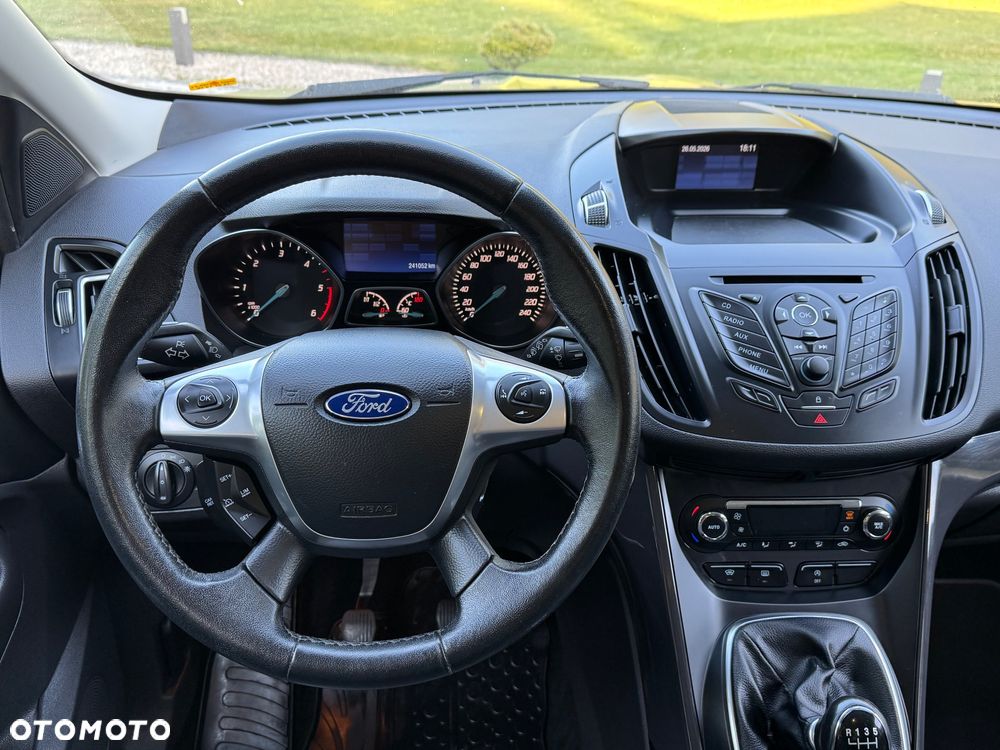 Ford Kuga 2.0 TDCi 2x4 Titanium - 33