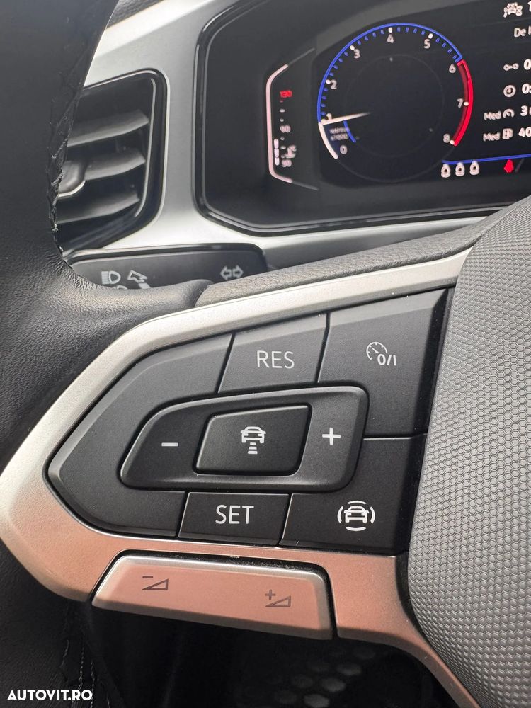 Volkswagen T-Roc 1.0 TSI Advanced - 25