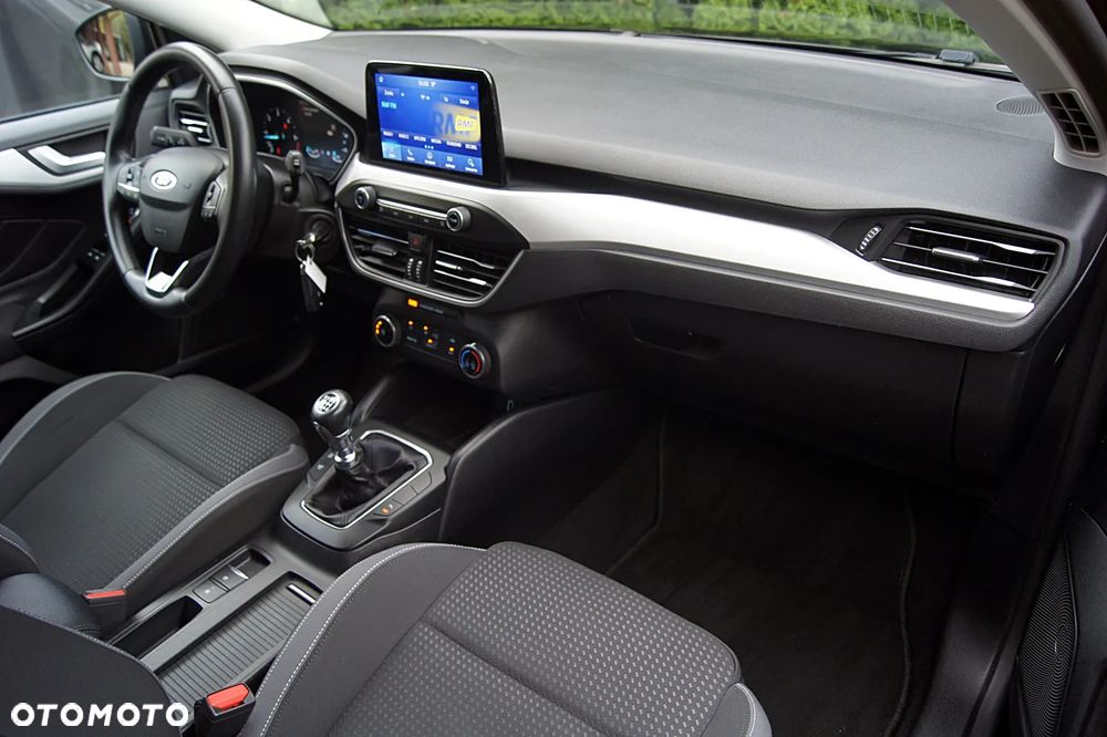 Ford Focus - 28