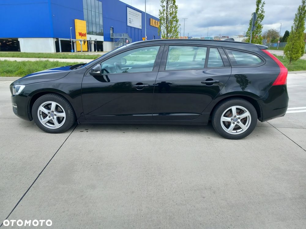 Volvo V60 D4 Linje Svart - 8