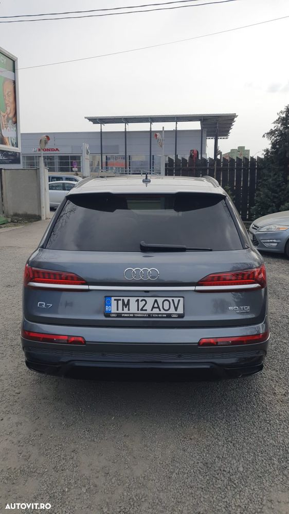 Audi Q7 - 4