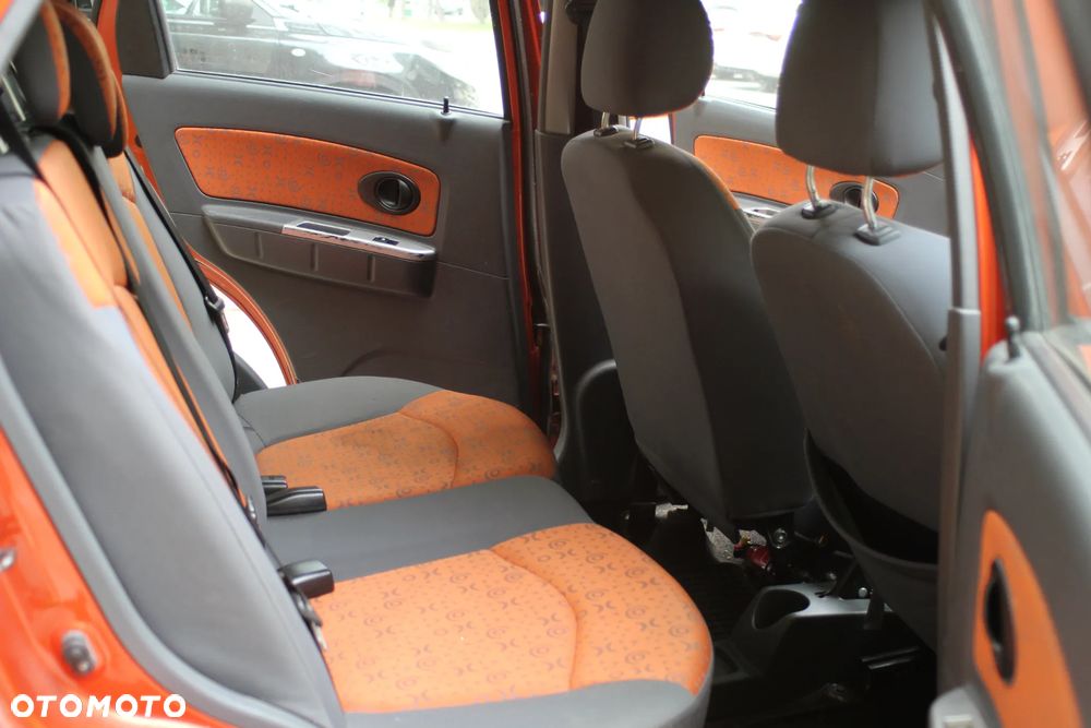 Chevrolet Matiz - 15