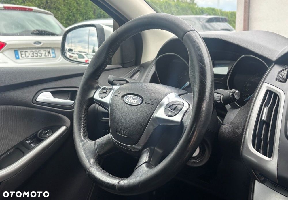 Ford Focus - 8