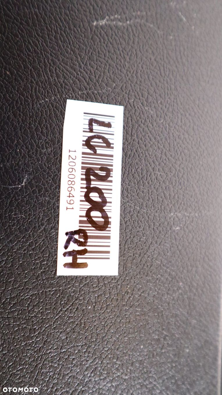 TOYOTA LAND CRUISER 200 OSŁONA ZAŚLEPKA PASAŻERA 62111-60150 - 6