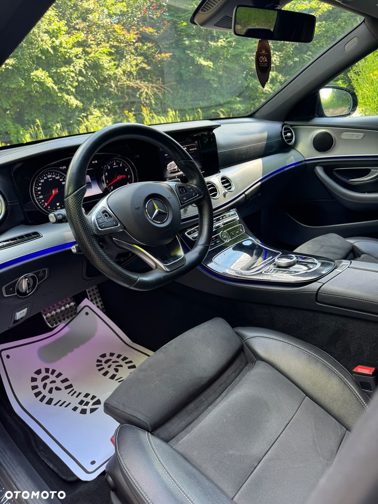 Mercedes-Benz Klasa E 200 9G-TRONIC AMG Line - 15