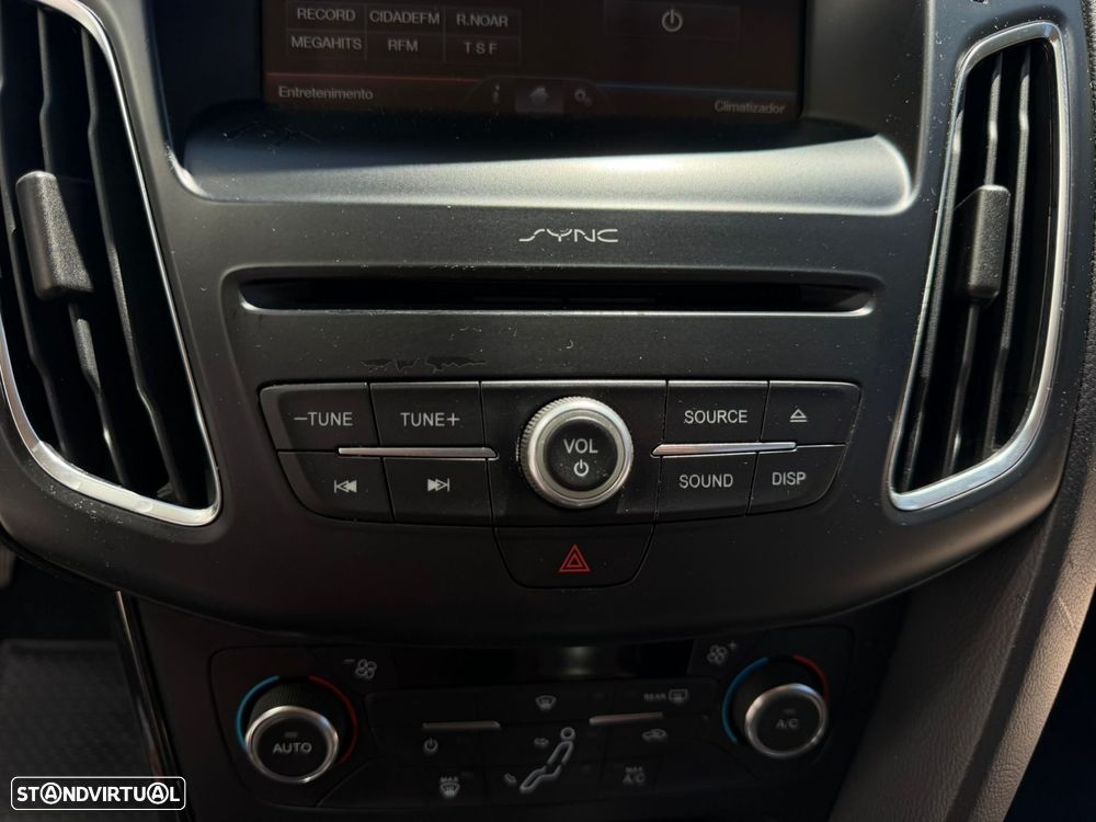 Ford Focus 1.5 TDCi ECOBlue Titanium - 45