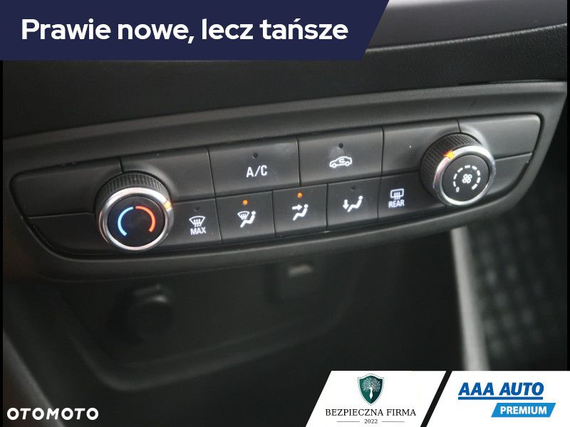 Opel Crossland X - 12