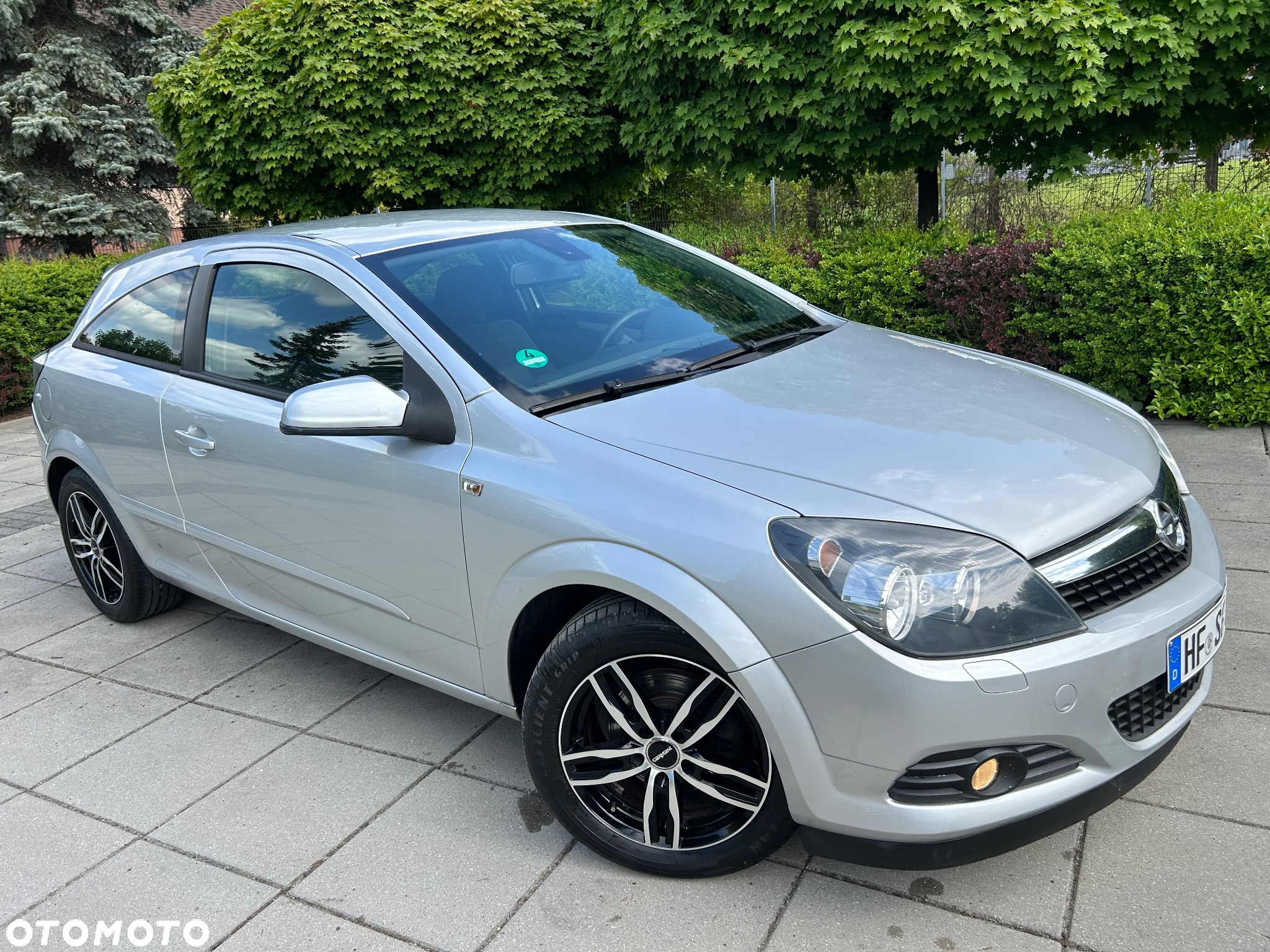 Opel Astra GTC 1.6 Catch me - 12