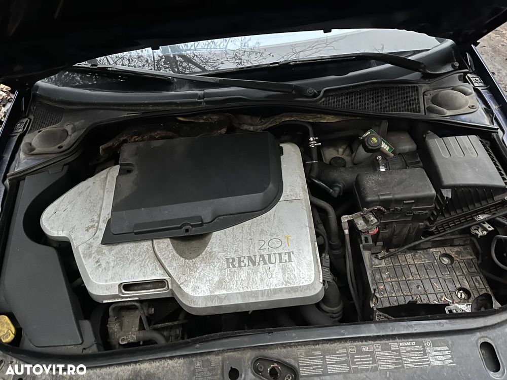 Dezmembrez Renault Laguna II facelift  xenon 2006 albastru 2.0 benzina - 8