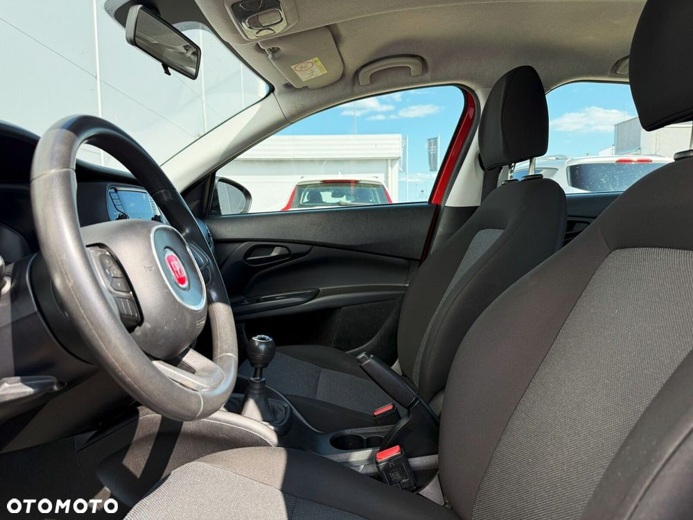 Fiat Tipo 1.4 16v Easy EU6d - 11