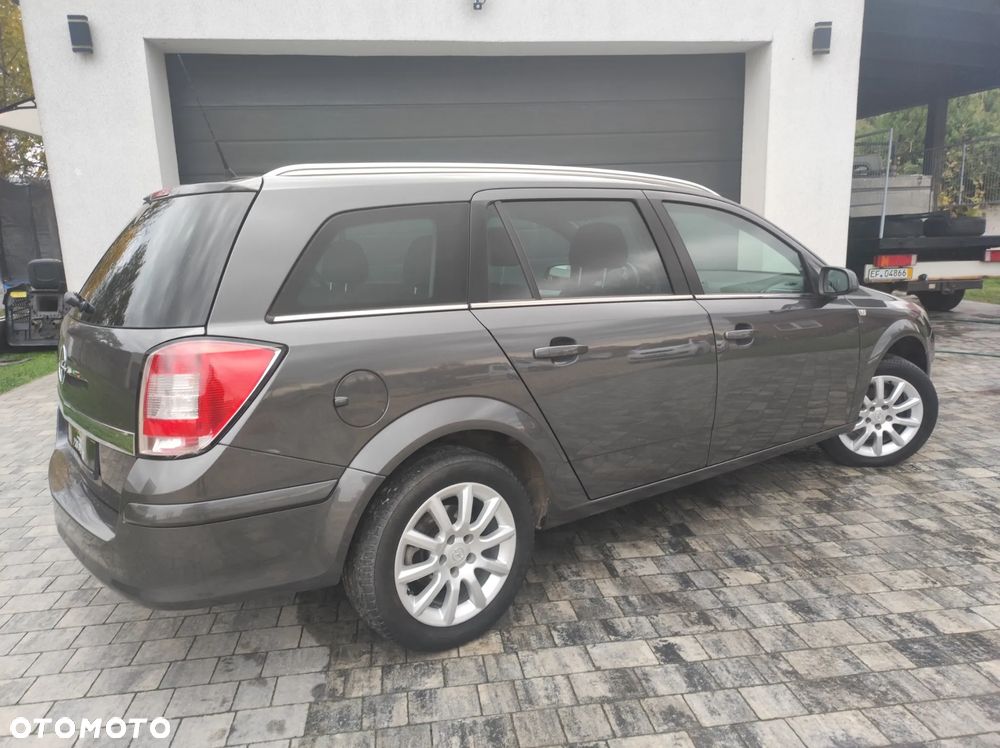 Opel Astra 1.6 Edition - 4