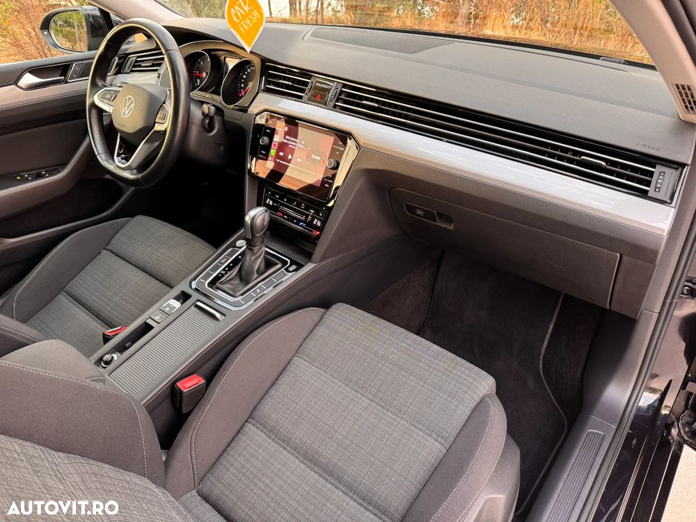 Volkswagen Passat - 16